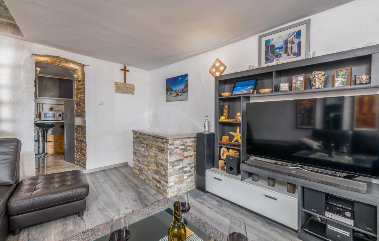 דירות ורבניק Stone House Knez מראה חיצוני תמונה
